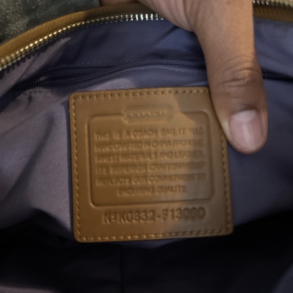 Signature Brown Coach Shoulder Bag - Picture 5 of 7